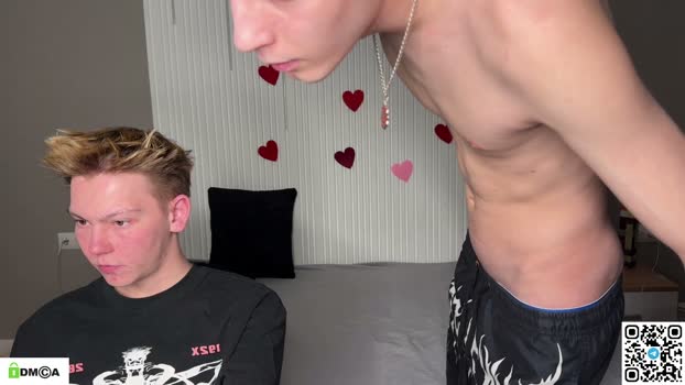 sky_hunter Cam Webcam SHOW @ Chaturbate 08-03-2026