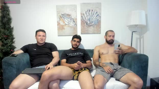 straight__friends handsome Webcam SHOW @ Chaturbate 09-03-2026