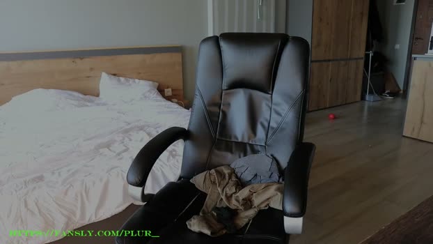 _p_l_u_r_ spank Webcam SHOW @ Chaturbate 12-03-2026