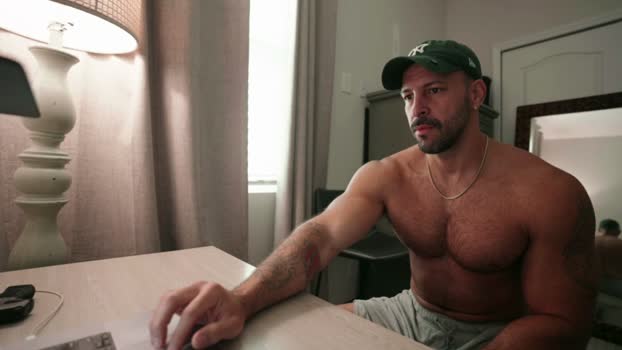 brucestryker bigcock Webcam SHOW @ Chaturbate 14-03-2026