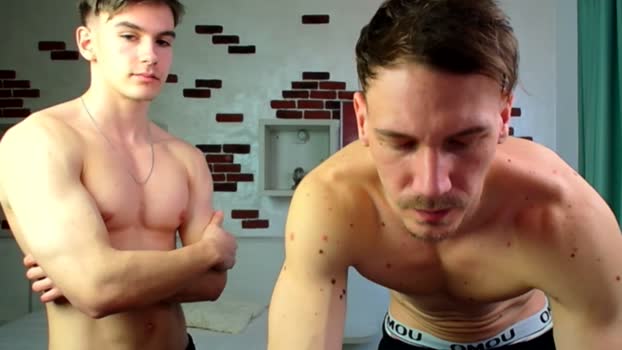 bradyflint horny Webcam SHOW @ Chaturbate 15-03-2026