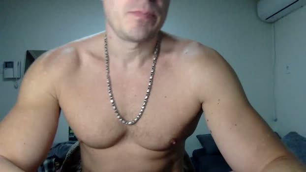 capt_oliver big Webcam SHOW @ Chaturbate 18-03-2026