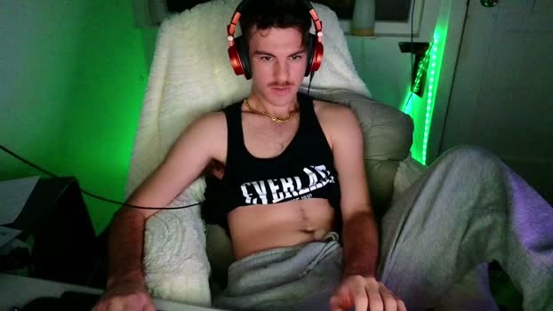 nzcitizen bigtoys Webcam SHOW @ Chaturbate 19-03-2026