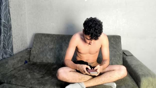 pelusos_mens XXX Webcam SHOW @ Chaturbate 19-03-2026