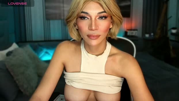 womanofyourdesire_ts striptease Webcam SHOW @ Chaturbate 20-03-2026