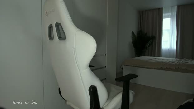 wawesuck spank Webcam SHOW @ Chaturbate 22-03-2026