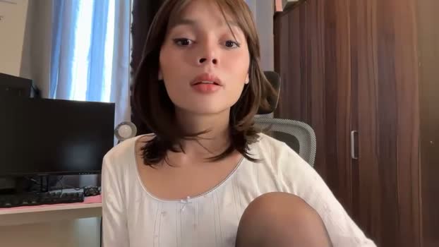 cocktaileciousalessia kiss Webcam SHOW @ Chaturbate 24-03-2026