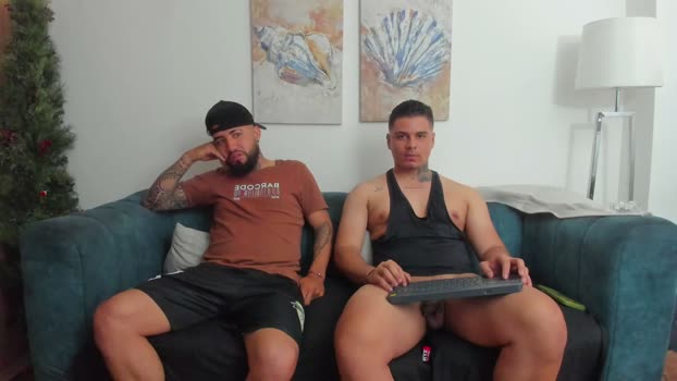 straight__friends horny Webcam SHOW @ Chaturbate 29-03-2026