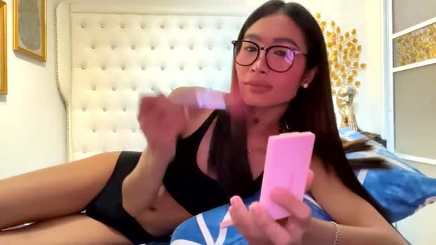 gleiahong moan Webcam SHOW @ Chaturbate 04-04-2026