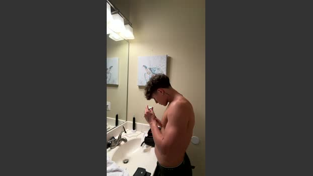 itsleoblaze 06-04-2026 Gay Recording - skinny orgasm
