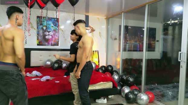 masters_sexx Topless Webcam SHOW @ Chaturbate 06-04-2026