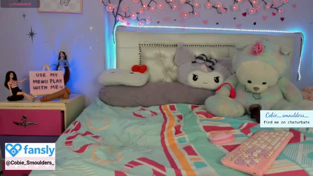 cobie_smoulders_ 10-04-2026 Gay Recording - naked Naked