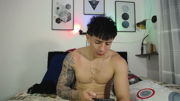 thomas_and_lyan 10-04-2026 Gay Recording - strip deep