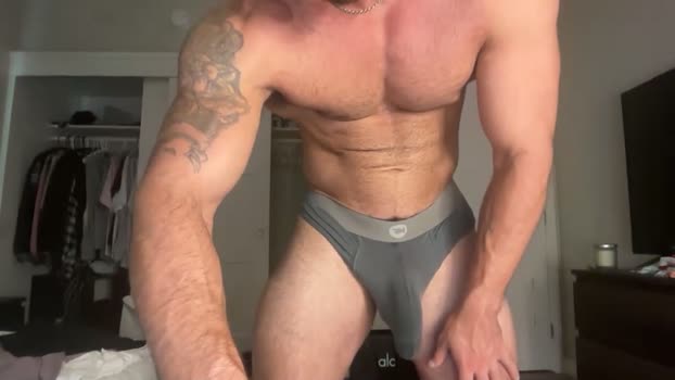 skylerflexes 11-04-2026 Gay Recording - blowjob striptease