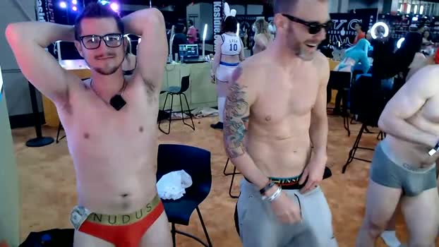 bigjohnny550 12-04-2026 Gay Recording - juicy Topless