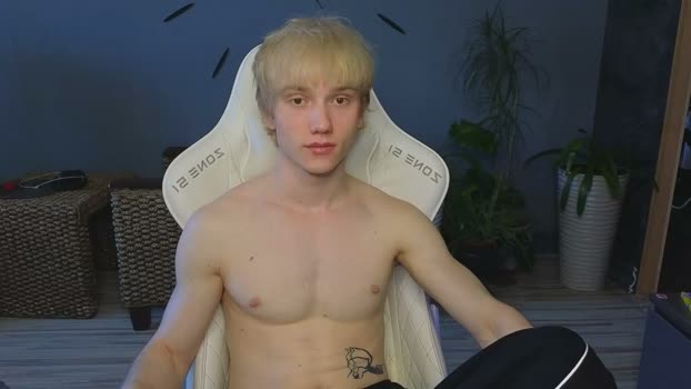 pupsenish 15-04-2026 Gay Recording - moan prettyface