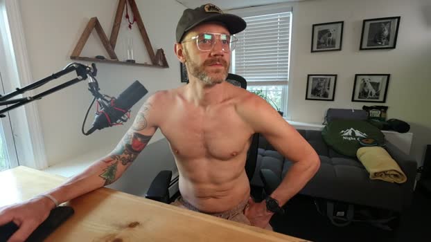 bradbronton 15-04-2026 Gay Recording - legs gay