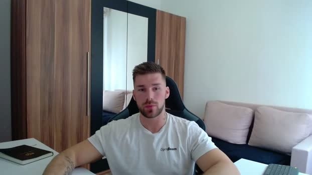 darius_94 16-04-2026 Gay Recording - play blowjob