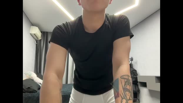 maxwoolf 16-04-2026 Gay Recording - yummy ass