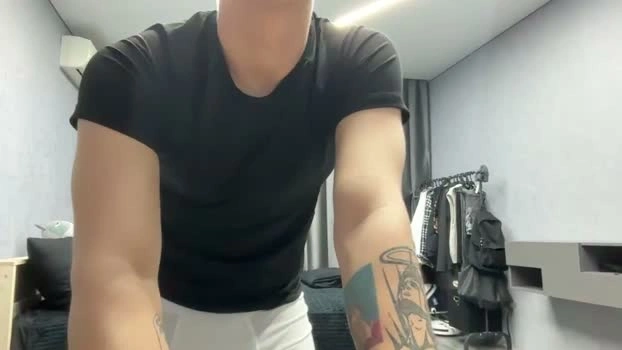 maxwoolf 18-04-2026 Gay Recording - bigcock sweet