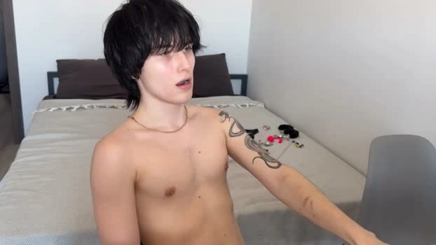 ar1zze 21-04-2026 Gay Recording - naked show