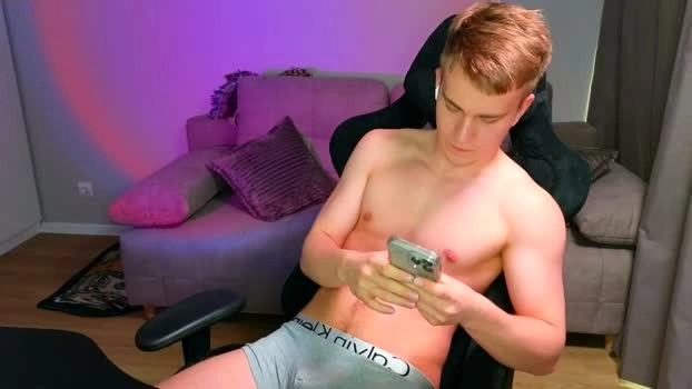 flikyy 22-04-2026 Gay Recording - fuckface toy
