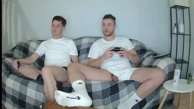 englishladxxx 25-04-2026 Gay Recording - juicy oral