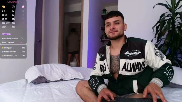 aron_santoro1 27-04-2026 Gay Recording - kiss hardcore