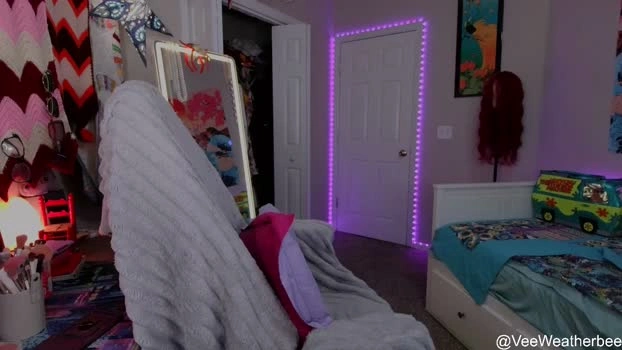veeweatherbee 28-04-2026 Gay Recording - wank love