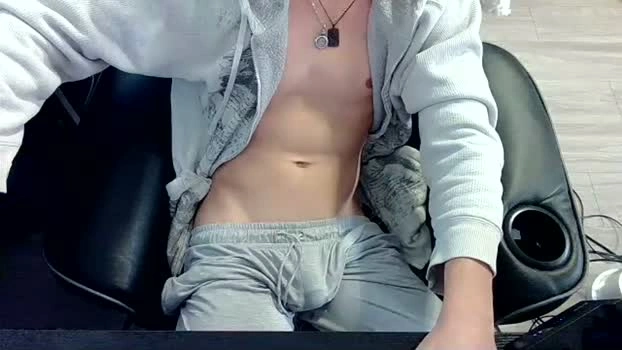 skrogdog 30-04-2026 Gay Recording - big twink