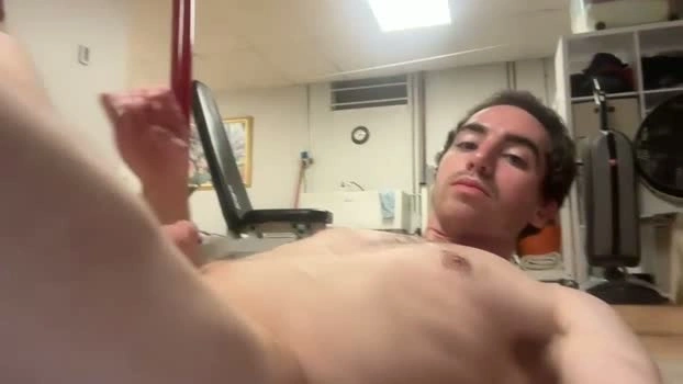 shirtlesshunk15 02-05-2026 Gay Recording - show big
