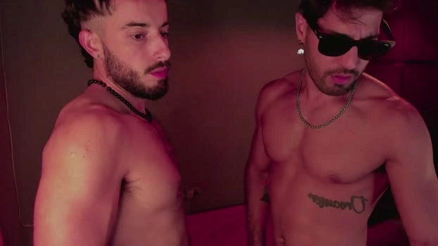 adam_scar 04-05-2026 Gay Recording - Topless prettyface