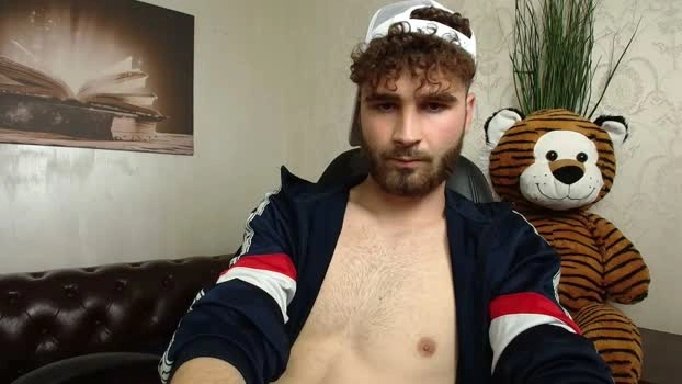 kyloeast 25-05-2026 Male Recording - skinny horny
