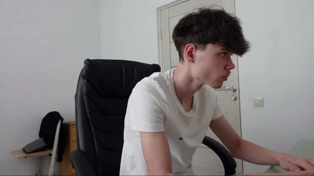 thomas_brons 26-05-2026 Male Recording - cute hot