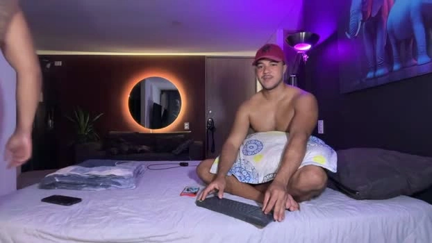 highlatin_guys 27-05-2026 Male Recording - Nude suck
