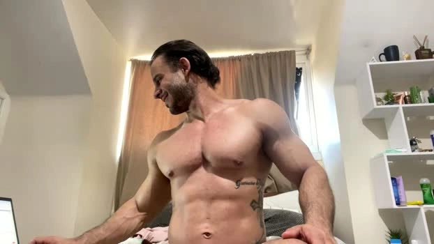latino_rodri 26-05-2026 Male Recording - cute legs