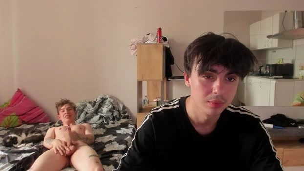 stralght_twinks 27-05-2026 Male Recording - kiss beautiful