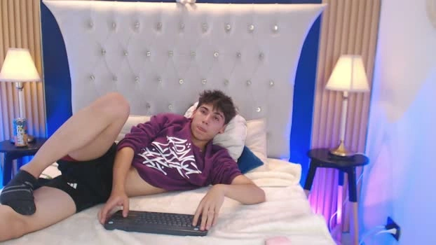 aiden_rivers_ 30-05-2026 Male Recording - kink analtoy