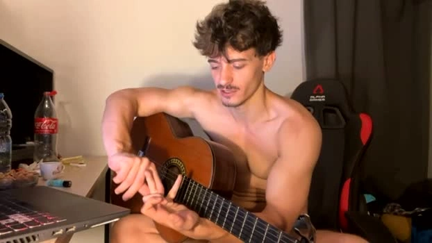 vincentprice69 31-05-2026 Male Recording - Topless Ass