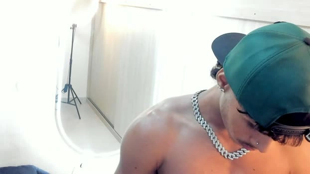 joao_da_silva19 06-06-2026 Male Recording - Topless sexybody