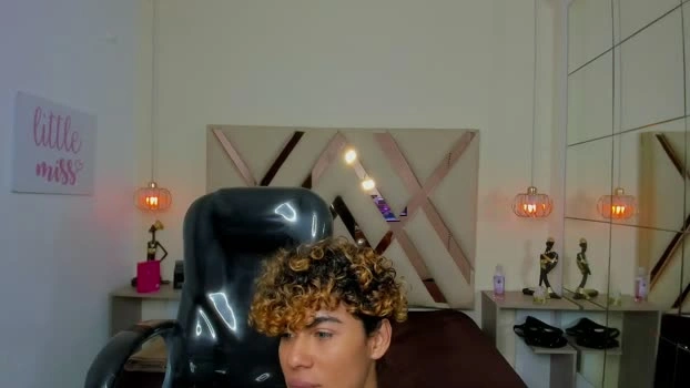 anyelotwink