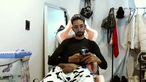 jhonsonvlatino 18-06-2026 Male Recording - bj-dildo sexybody