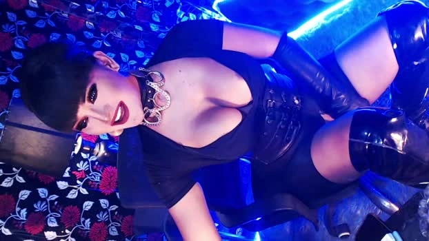 _hailyourqueenx 20-06-2026 Trans Recording - fingers horny
