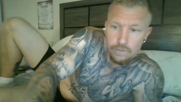 athletic_skater779 20-06-2026 Male Recording - striptease naughty